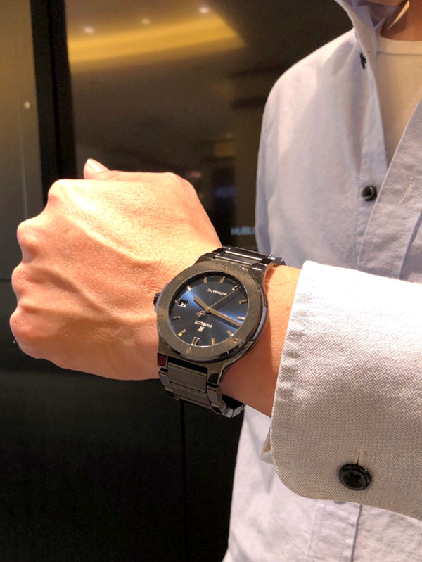 豊富なお得】 ウブロ HUBLOT クラシックフュージョン セラミック ブルー ブルー文字盤 新品 腕時計 メンズ  ジェムキャッスル ゆきざき 通販 PayPayモール